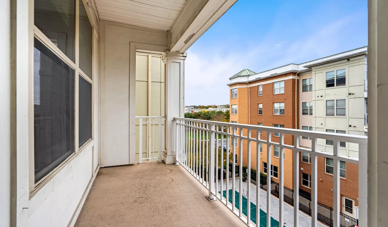 The Chase at Overlook Ridge - Revere, MA – Balcony
