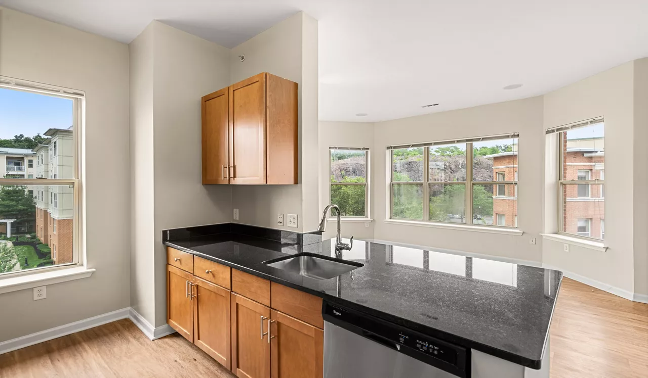 The Chase at Overlook Ridge - Revere, MA – Kitchen