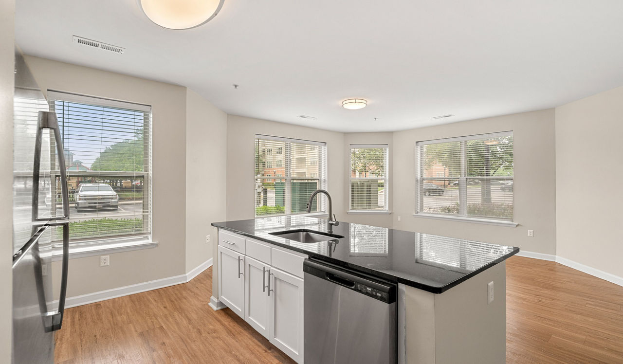 The Chase at Overlook Ridge - Revere, MA – Kitchen