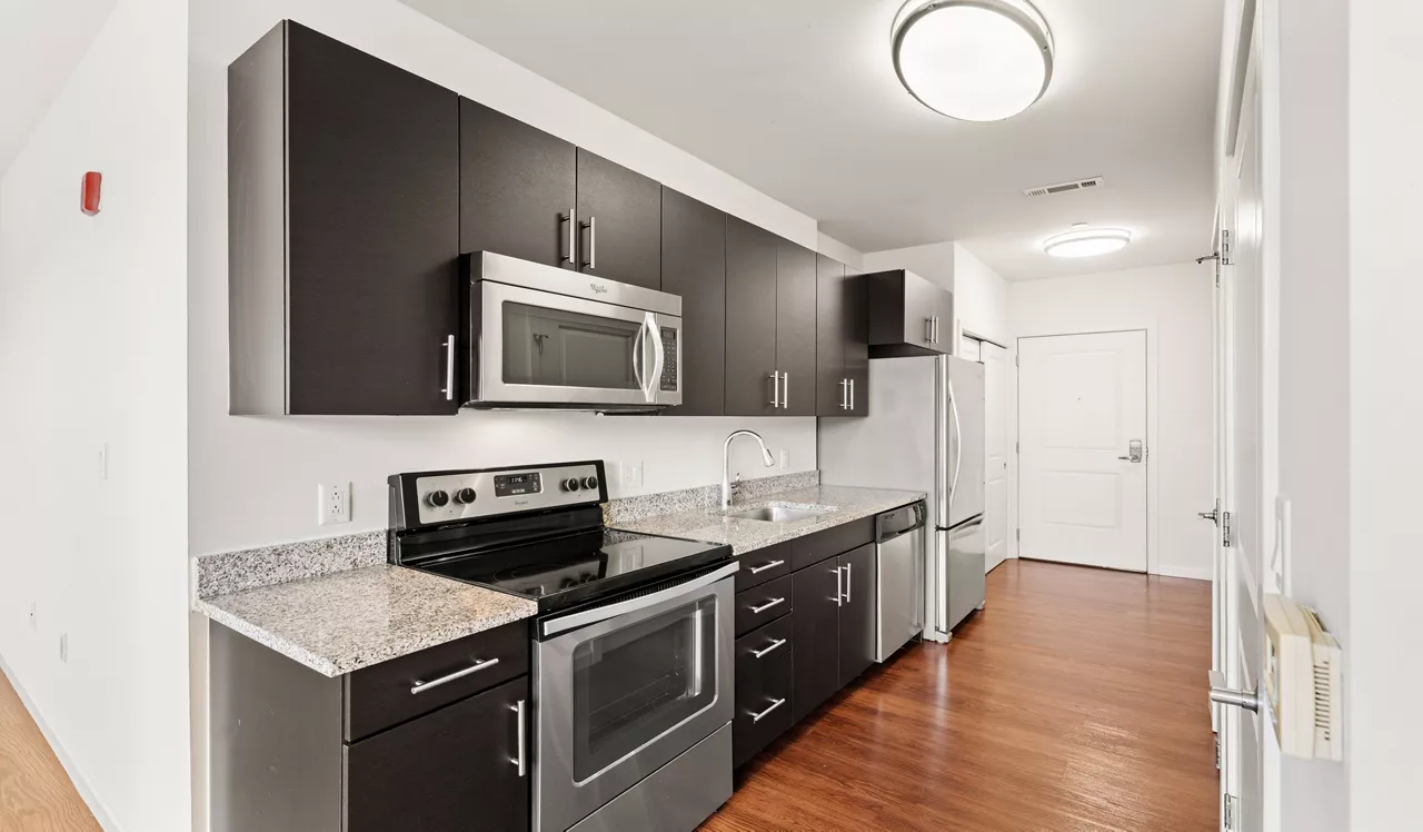 The Chase at Overlook Ridge - Revere, MA – kitchen