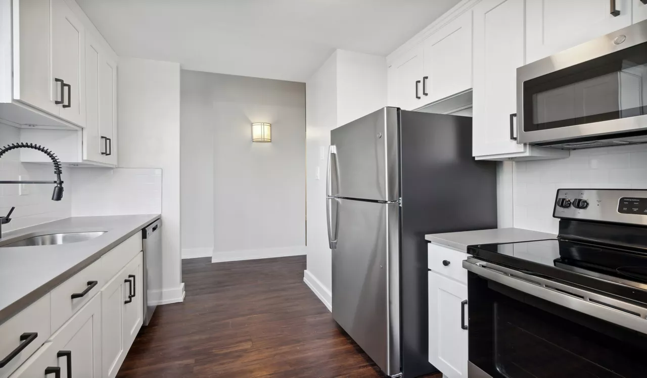 Left Bank - Philadelphia, PA - Kitchen