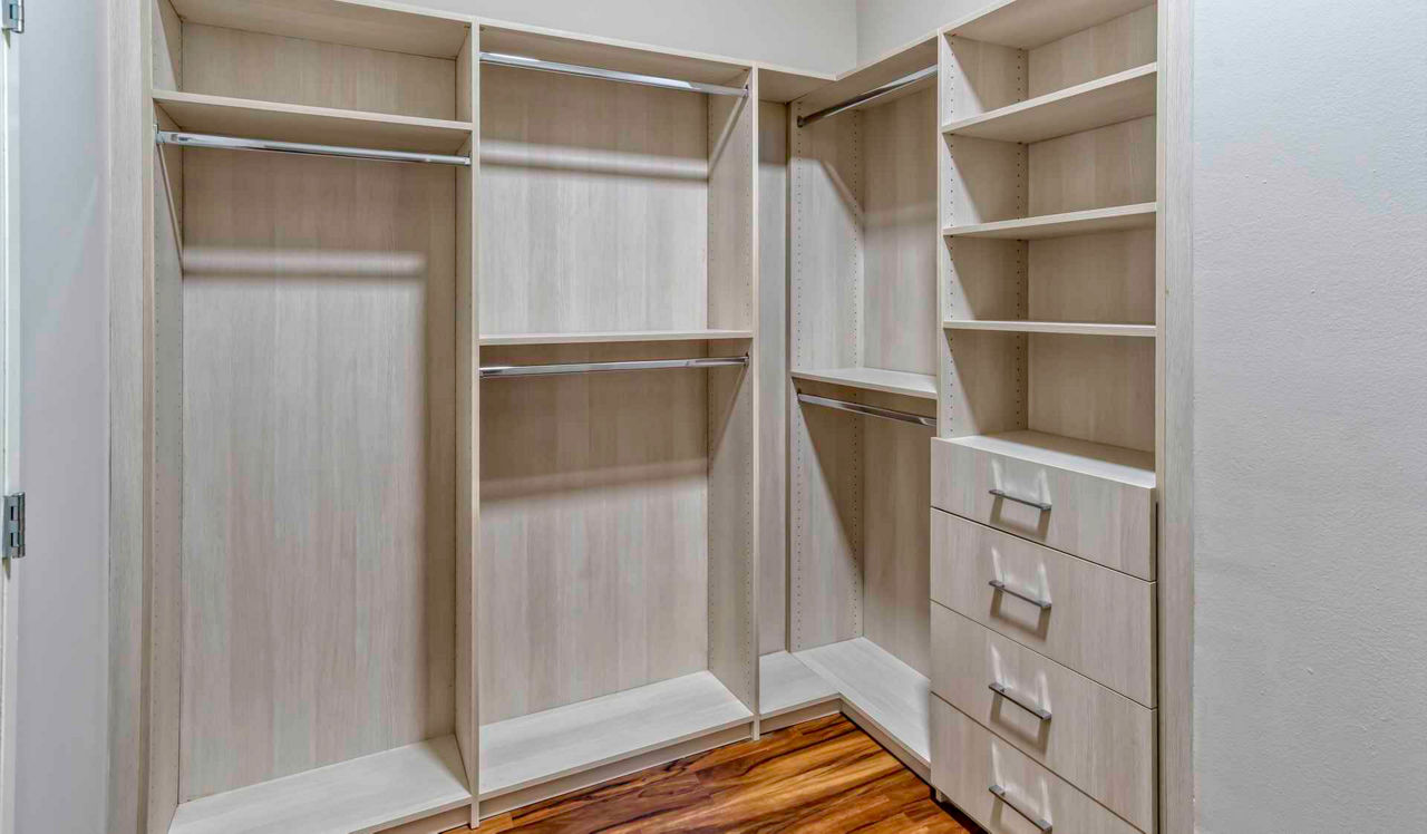 Sterling Apartments - Philadelphia, PA - Closet