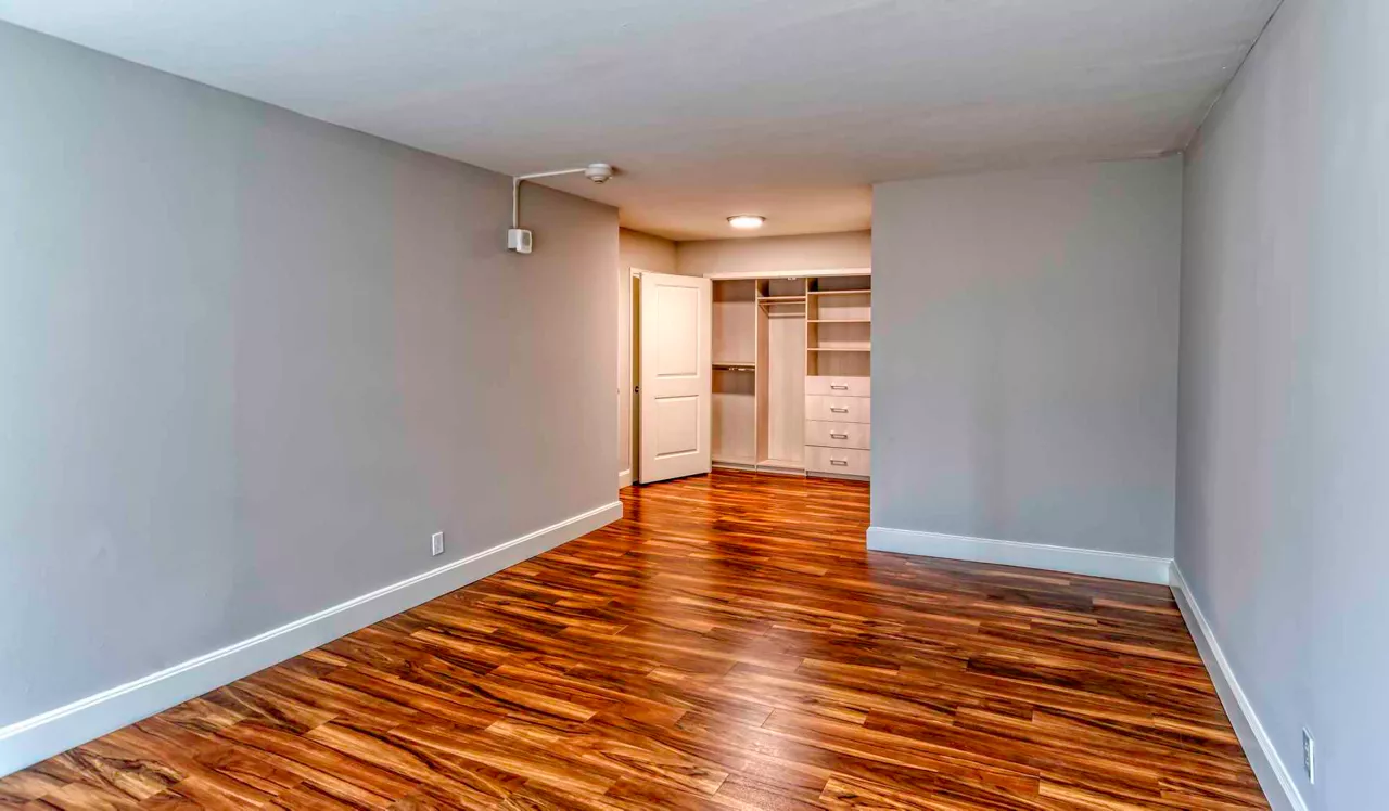 Sterling Apartments - Philadelphia, PA - Bedroom