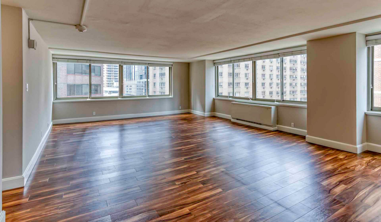 Sterling Apartments - Philadelphia, PA - Living Room