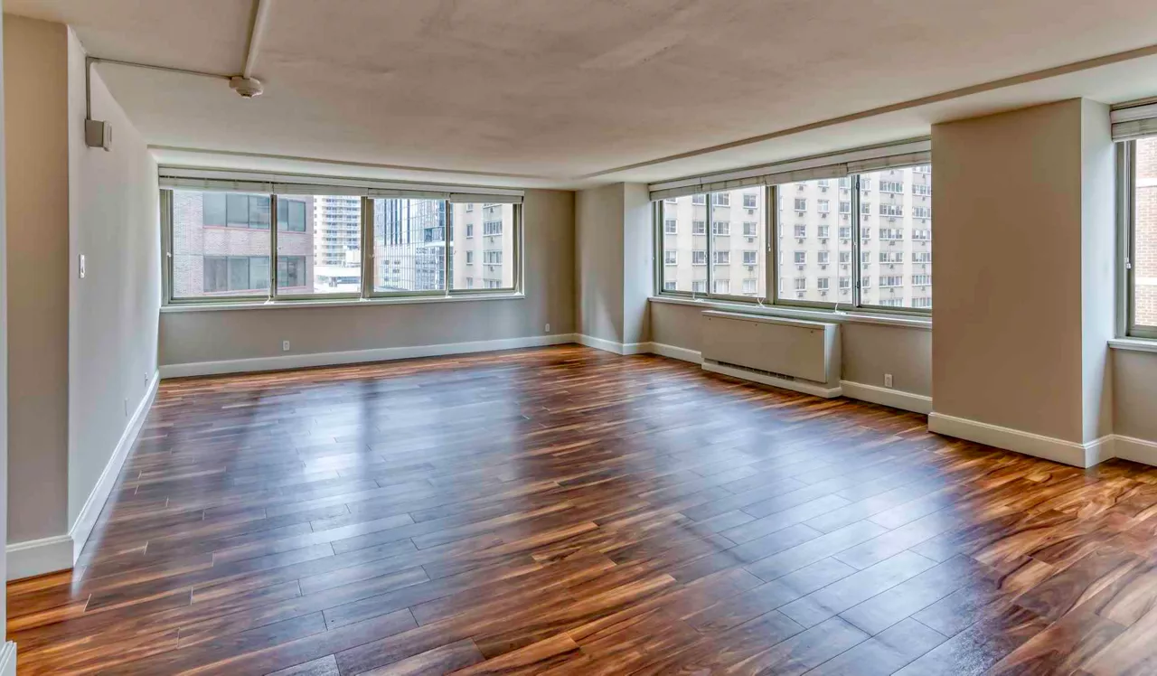 Sterling Apartments - Philadelphia, PA - Living Room