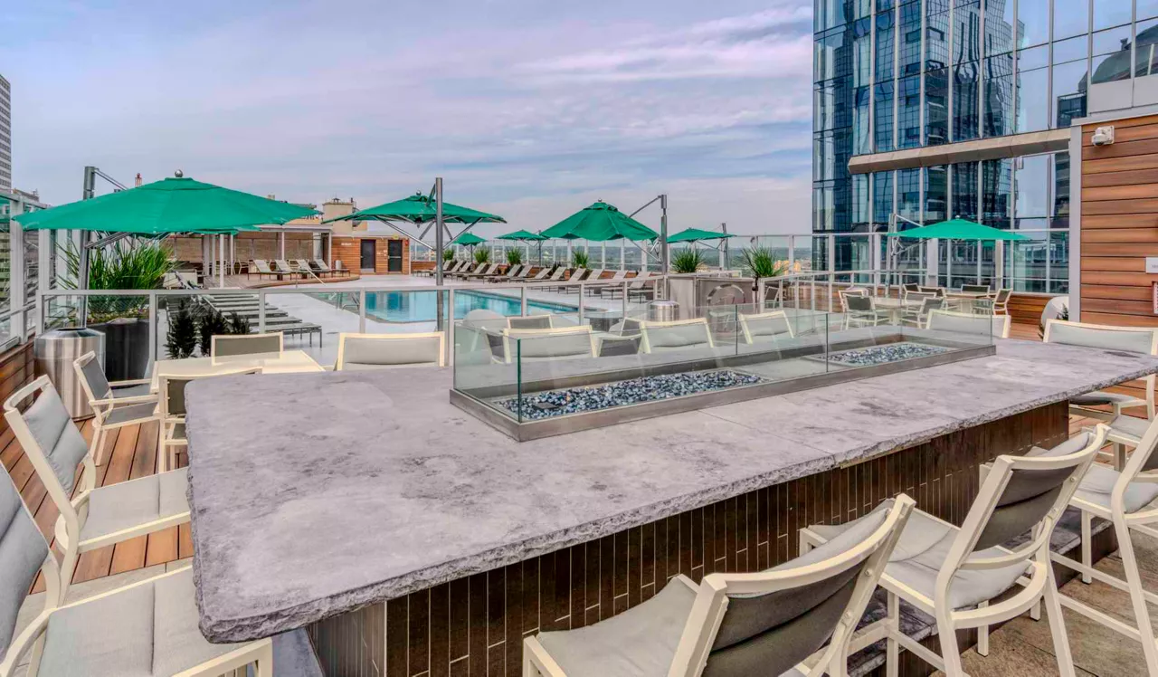 The Sterling Apartment Homes - Philadelphia, PA - Rooftop pool