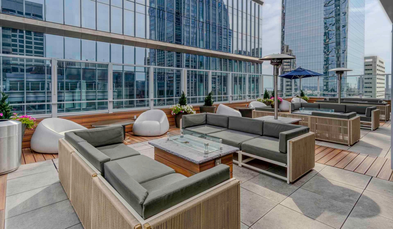 The Sterling Apartment Homes - Philadelphia, PA - Patio