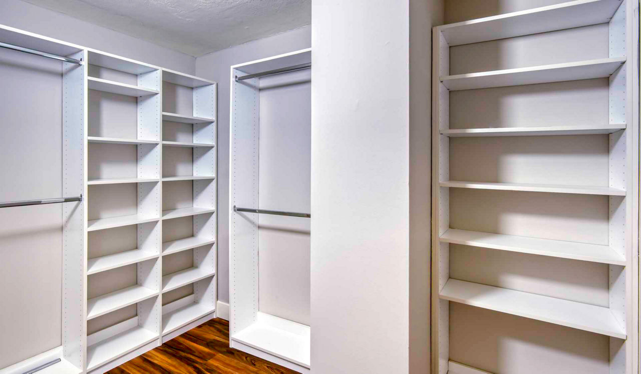 Sterling Apartments - Philadelphia, PA - Walk In Closet