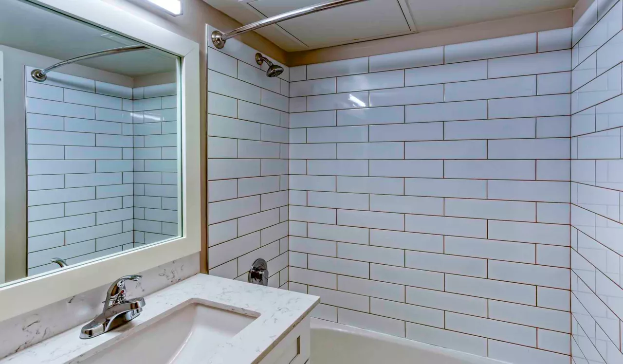 Sterling Apartments - Philadelphia, PA - Bathroom
