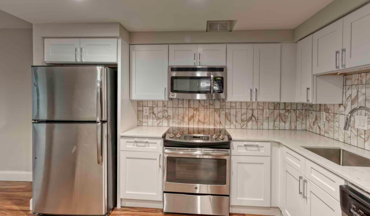 The Sterling - Philadelphia, PA - Kitchen
