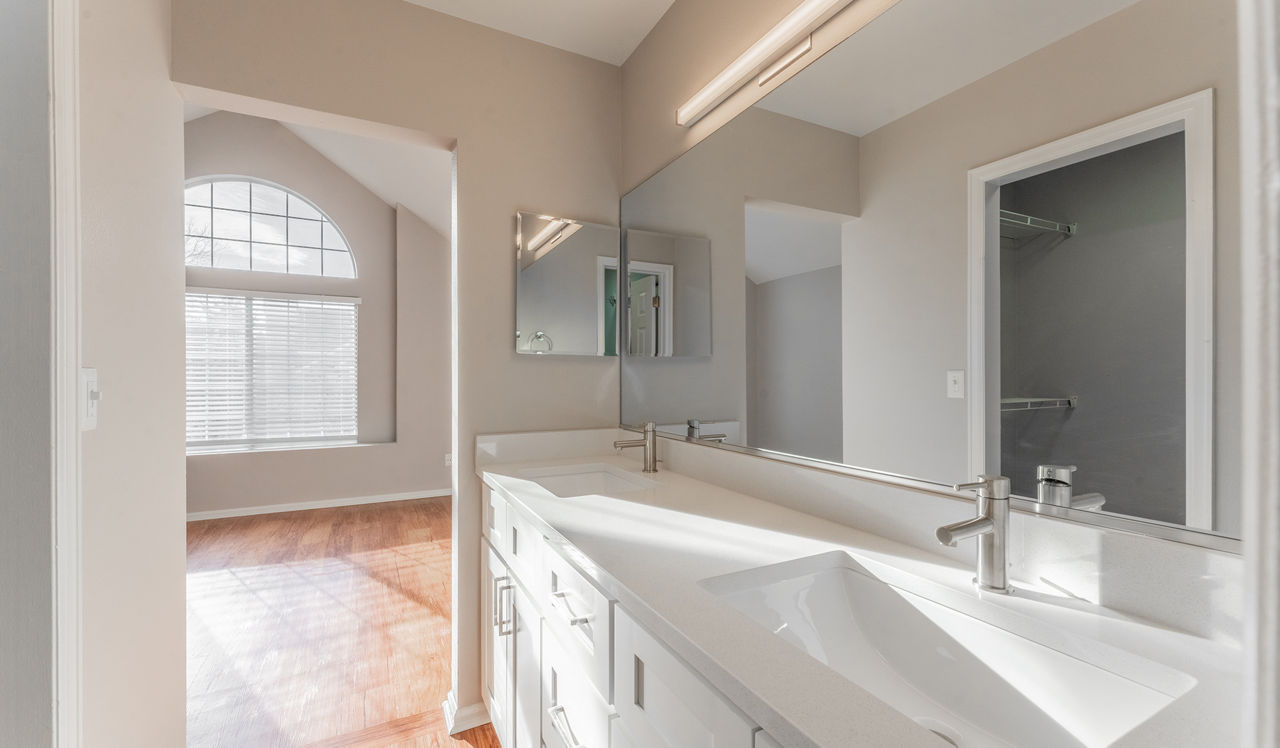Township Residences - Centennial CO - Bathroom