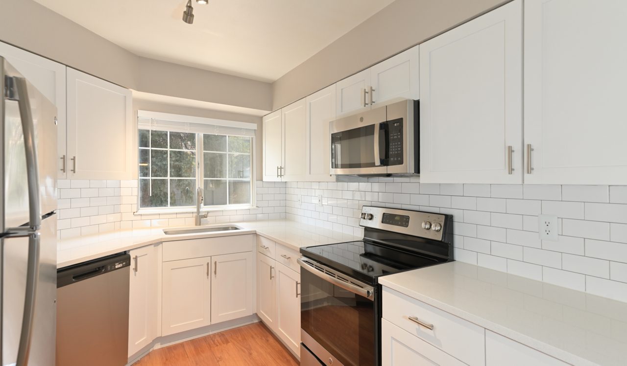 Township Residences - Centennial, CO - kitchen