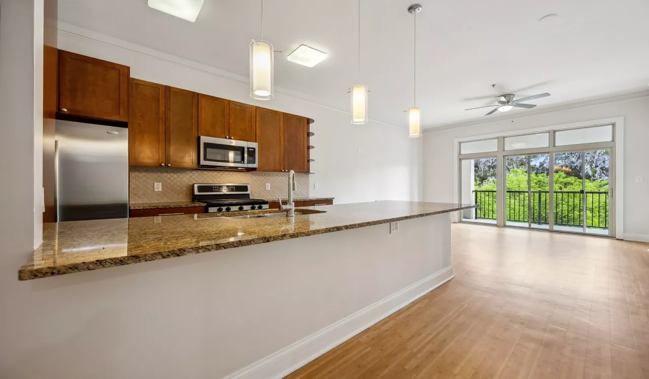 Tremont Apartments - Atlanta, GA - Kitchen