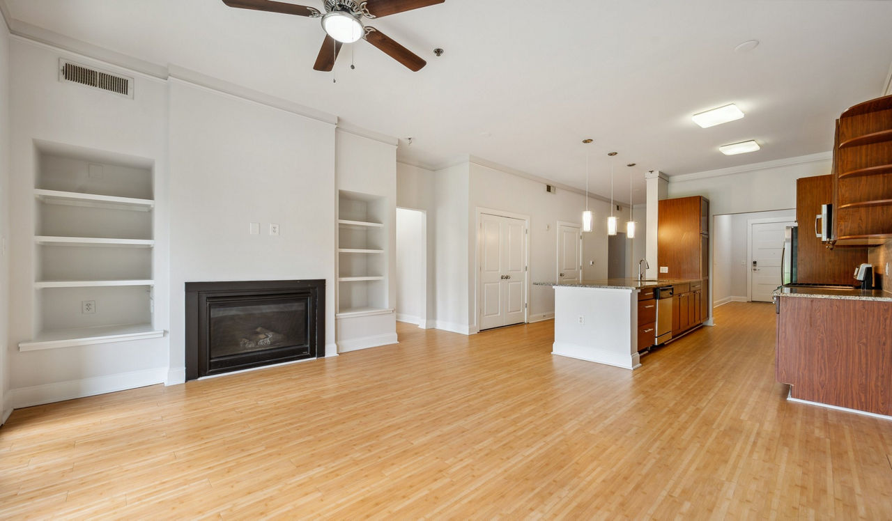 Tremont Apartments - Atlanta, GA - living room
