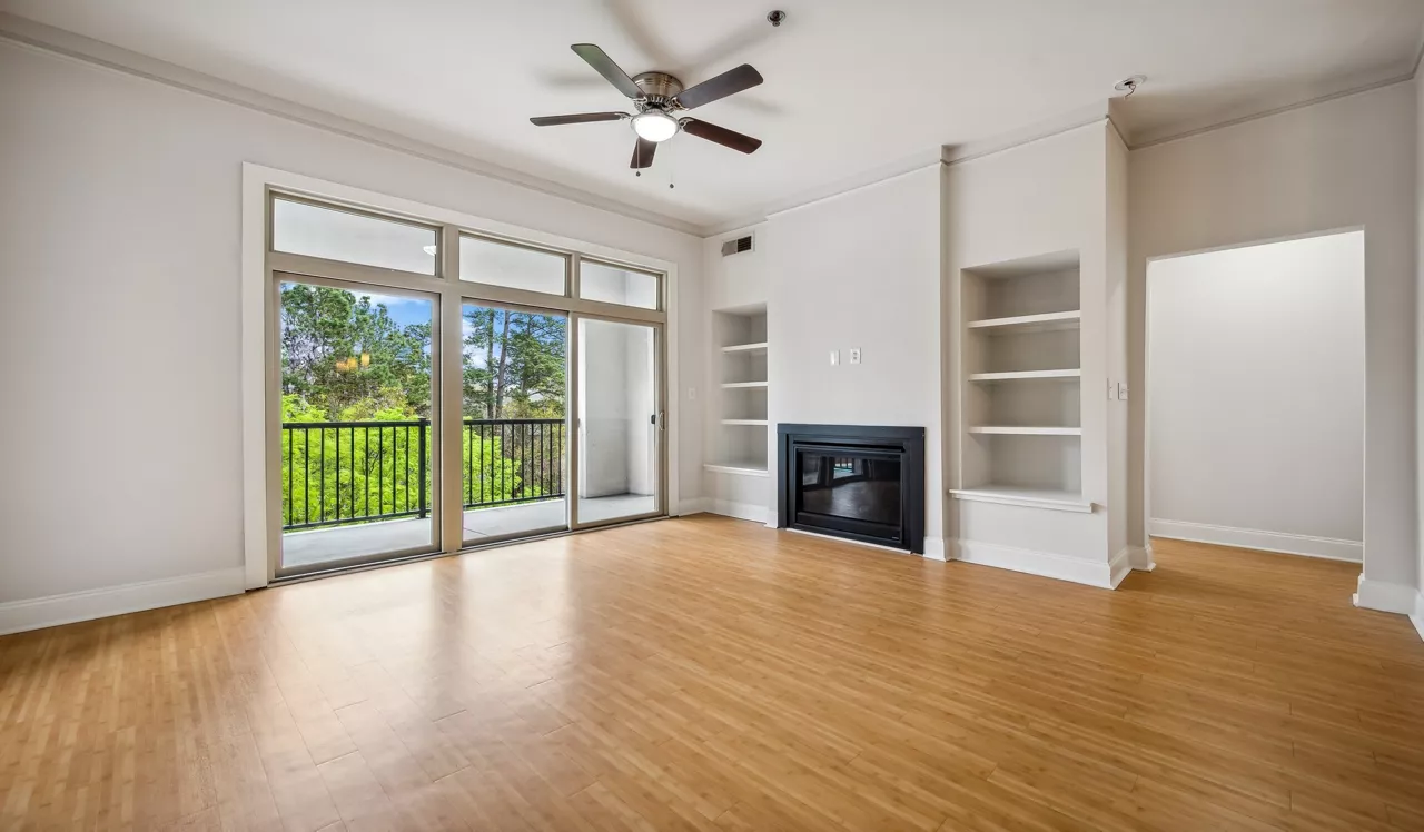 Tremont Apartments - Atlanta, GA - living room