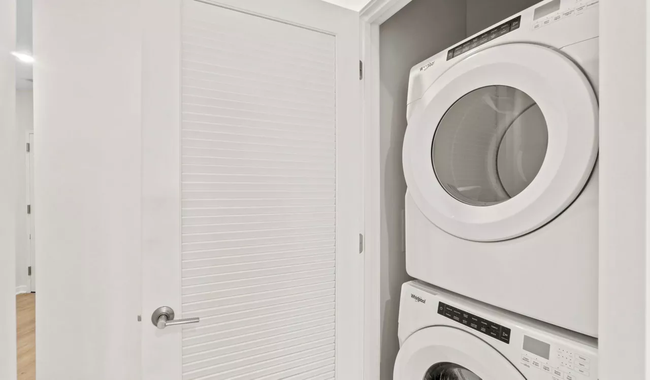Upton Place - Washington DC - Laundry
