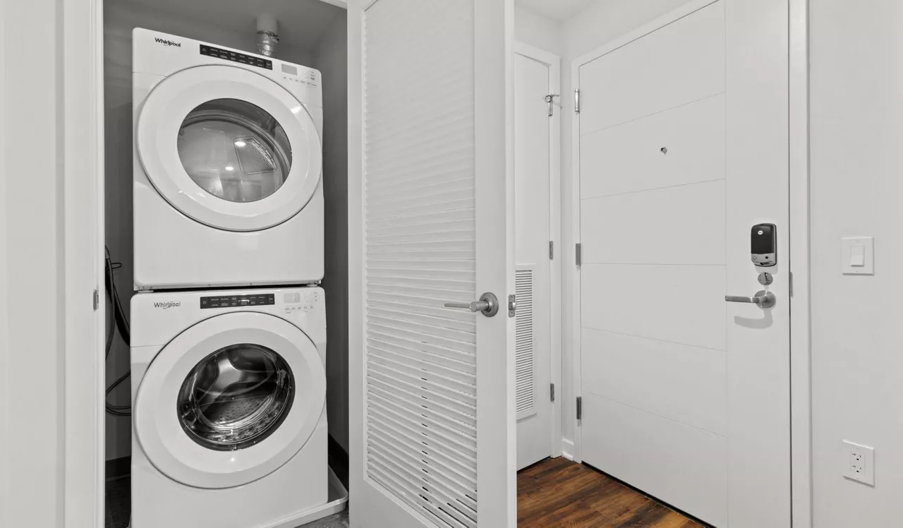 Upton Place - Washington, D.C. - Laundry