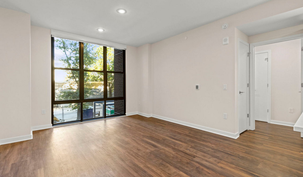 Upton Place - Washington DC - Living Room