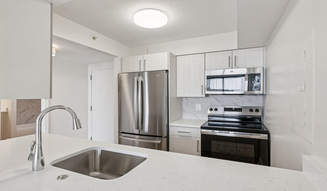 Vaughan Place - Washington, DC - Kitchen