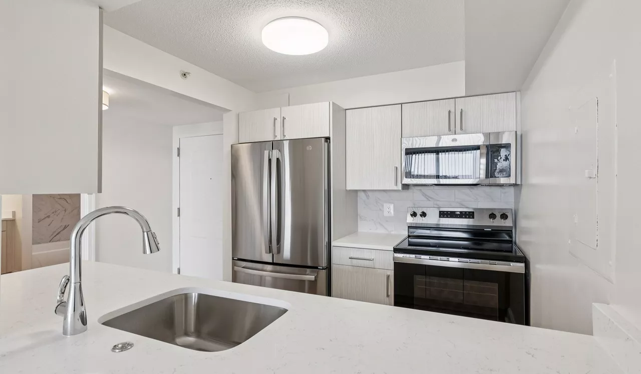 Vaughan Place - Washington, DC - Kitchen
