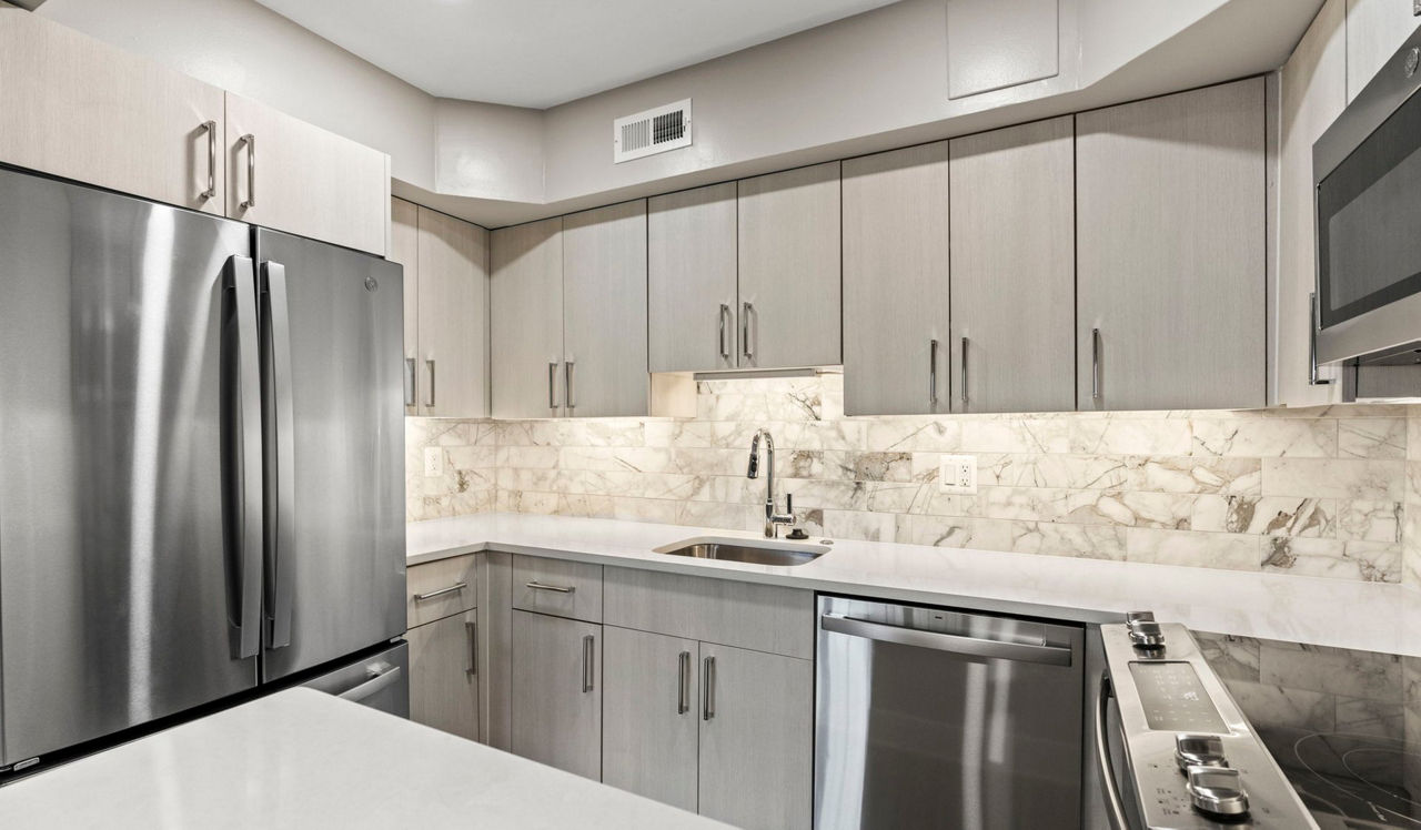 Vaughan Place - Washington, DC - Kitchen