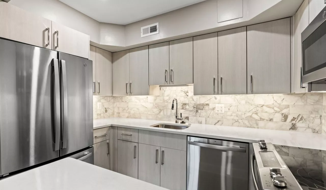 Vaughan Place - Washington, DC - Kitchen