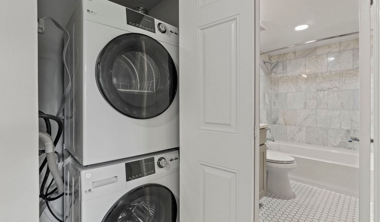 Vaughan Place - Washington, DC - Washer and Dryer