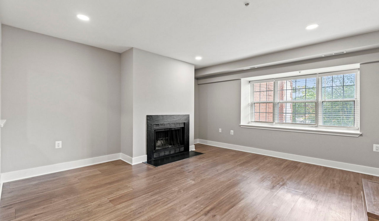 Vaughan Place - Washington, DC - Living Room