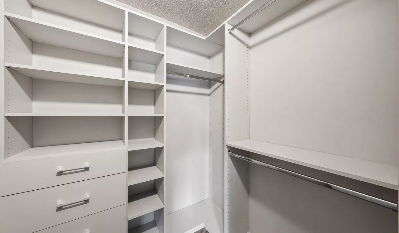 Vaughan Place - Washington, DC - closet