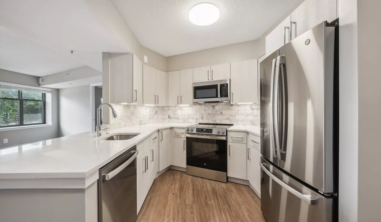 Vaughan Place - Washington, DC - Kitchen
