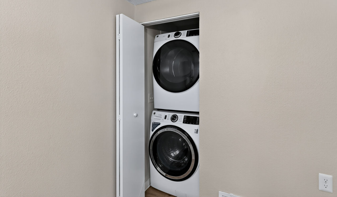 Verona - Littleton, CO - Laundry 