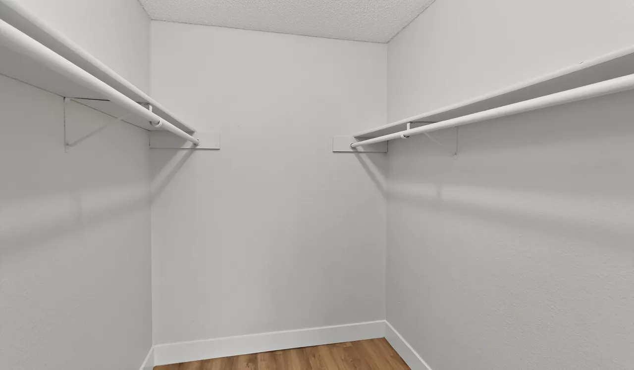 Verona - Littleton, CO - Closet