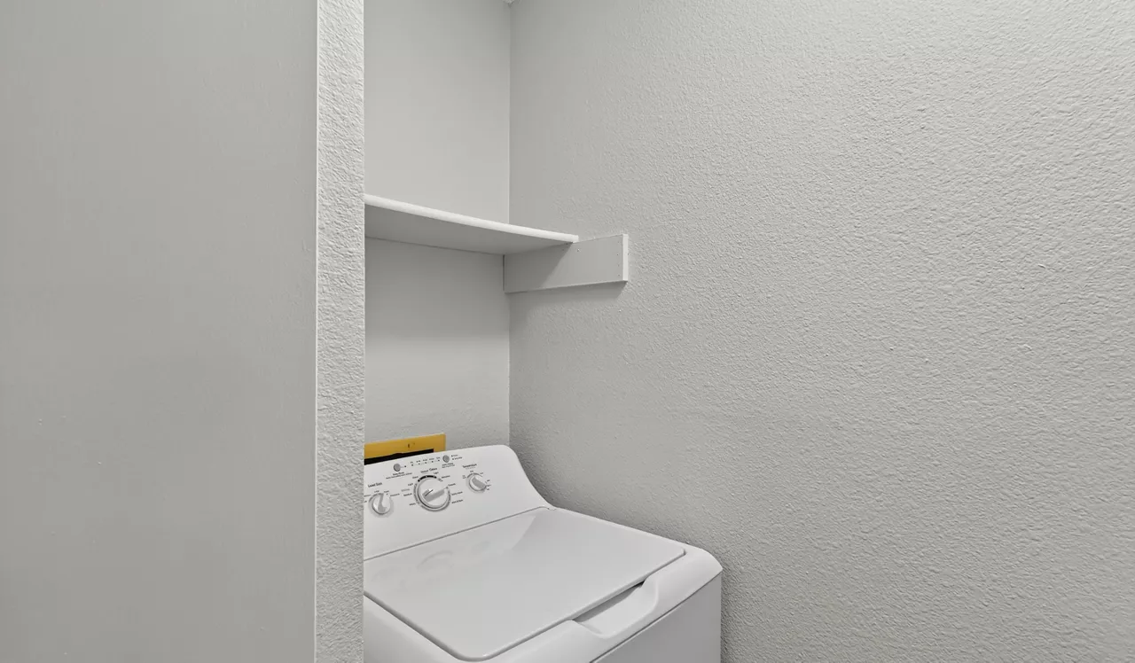 Verona - Littleton, CO - Laundry