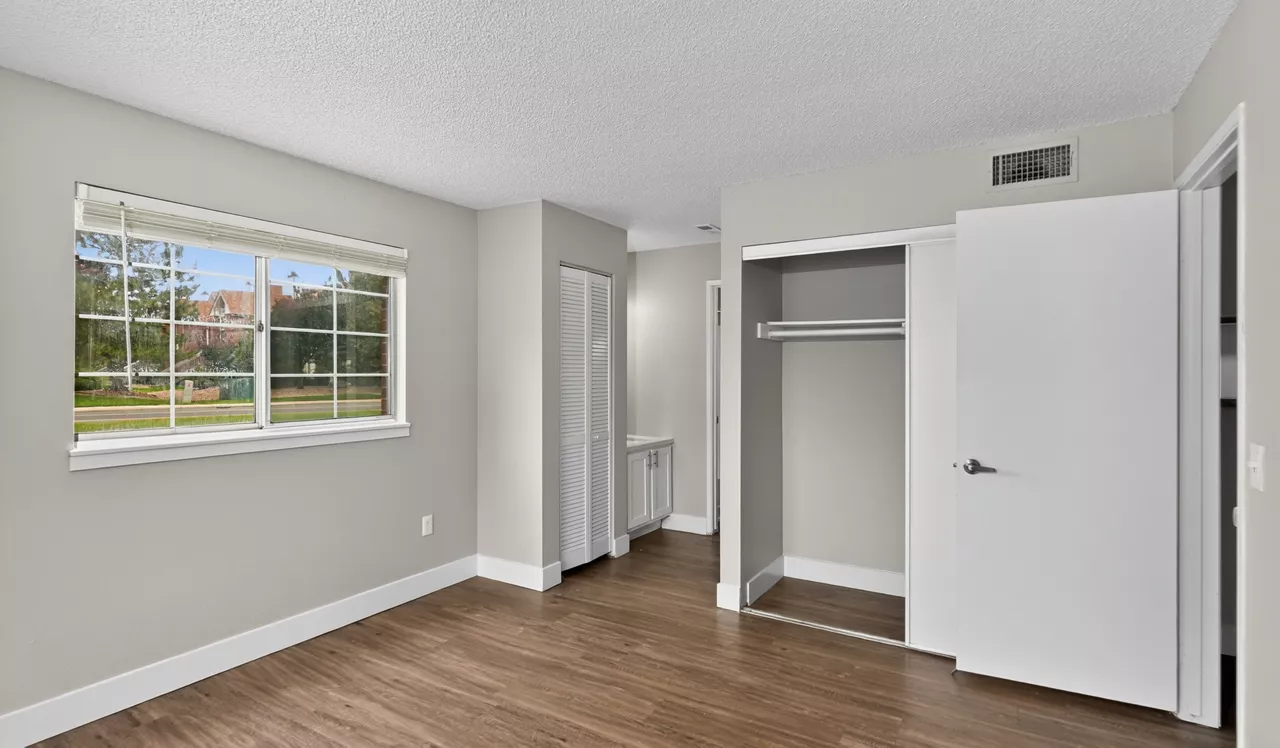 Verona - Littleton, CO - Bedroom