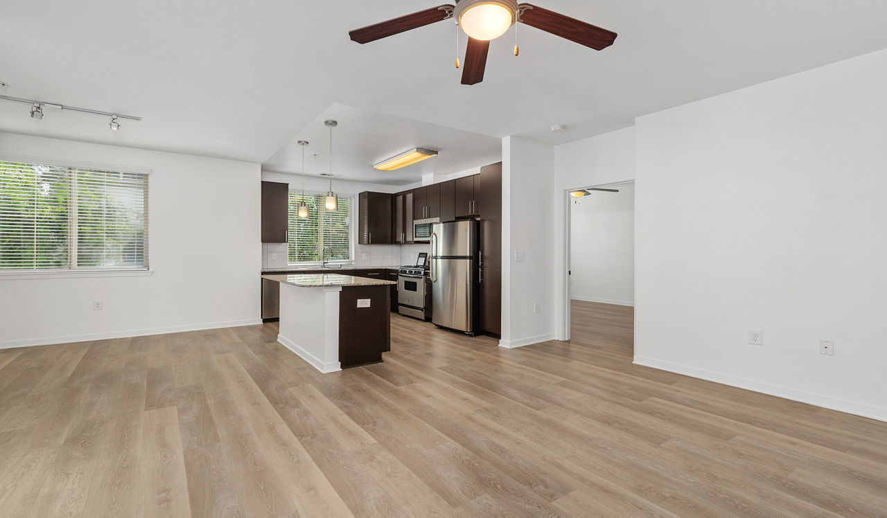 Vineyards at Paseo Del Sol – Temecula, CA – living room