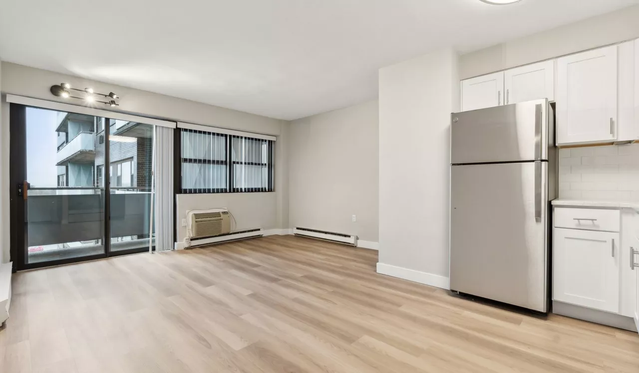 Vista - Philadelphia, PA - living room