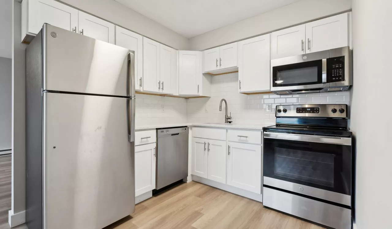 Vista - Philadelphia, PA - kitchen