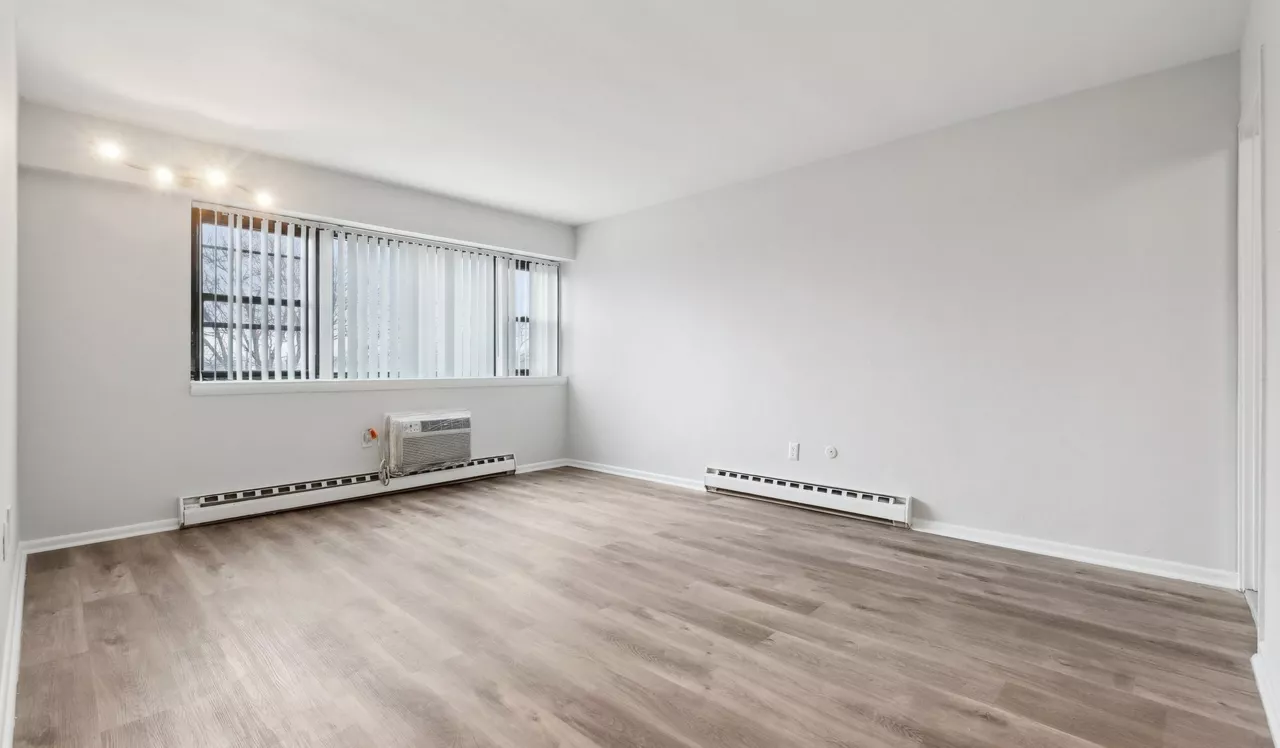 Vista - Philadelphia, PA - bedroom