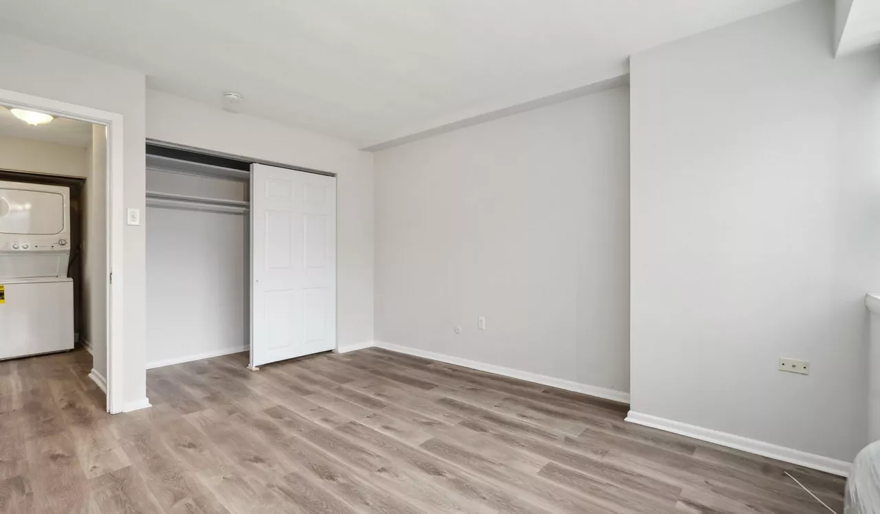 Vista - Philadelphia, PA - bedroom