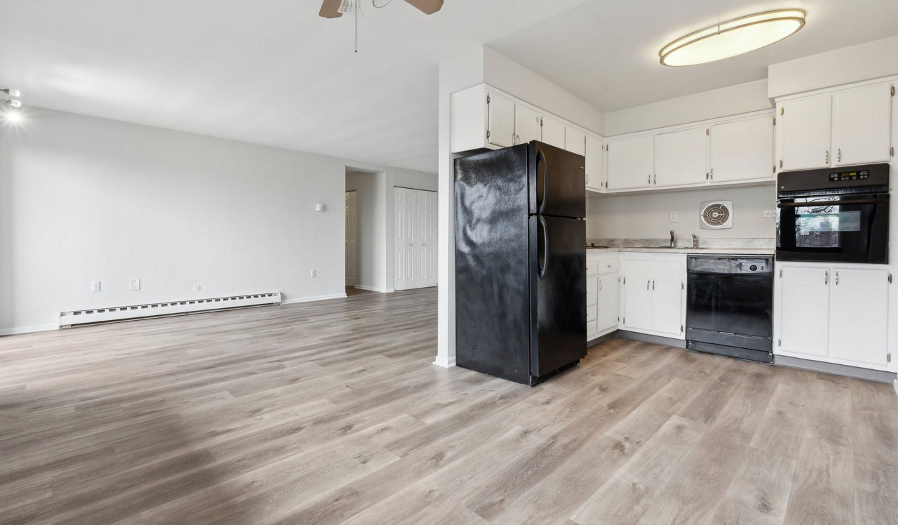 Vista - Philadelphia, PA - kitchen