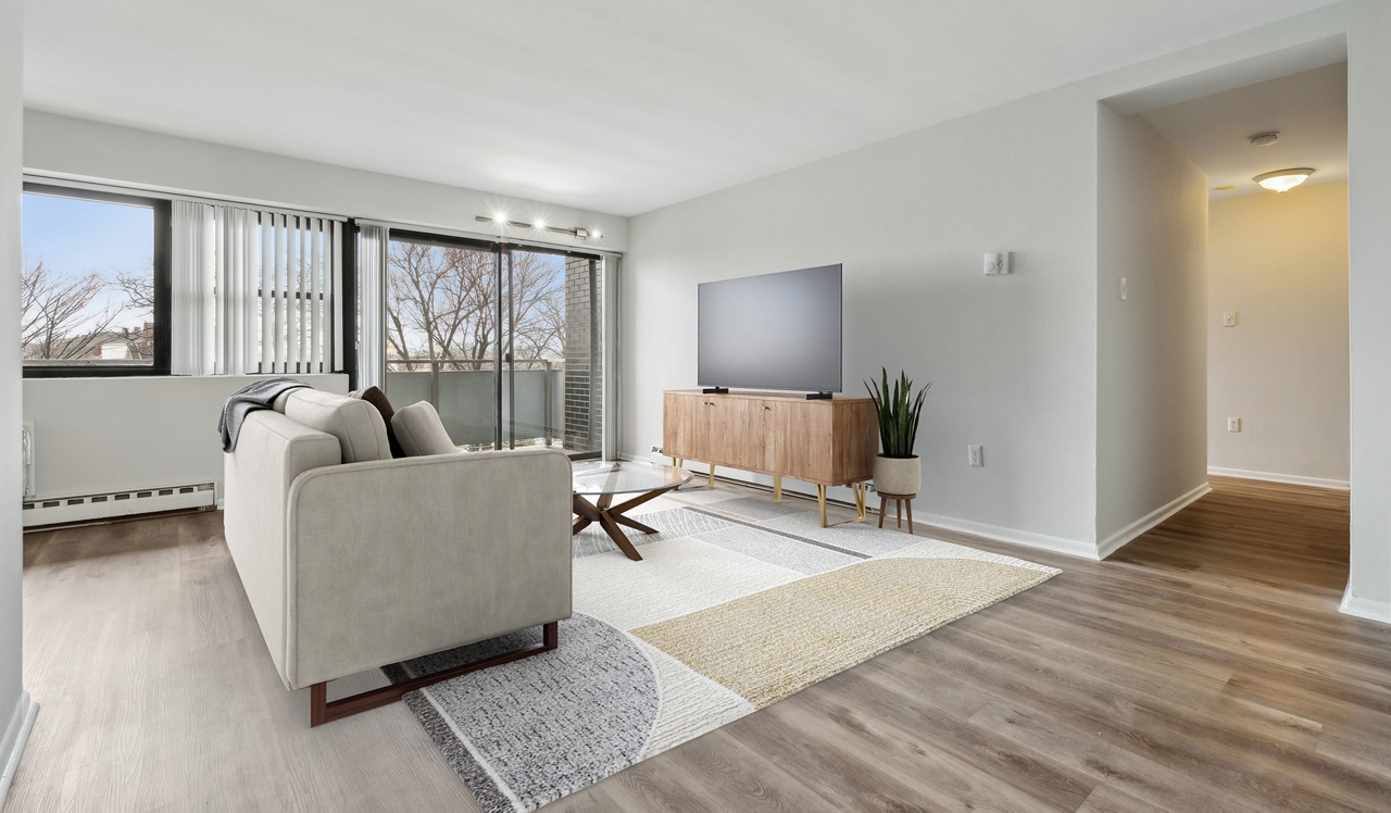 Vista - Philadelphia, PA - Living Room