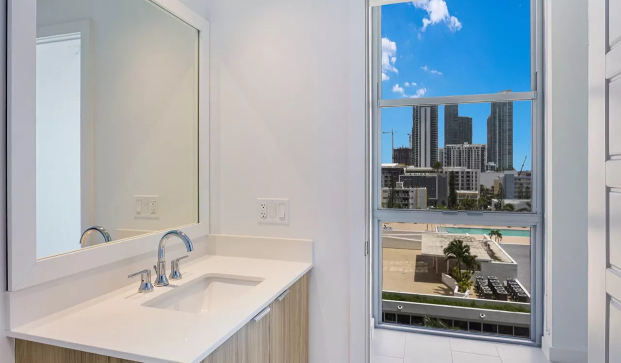 The Watermarc at Biscayne Bay - Miami, FL - Bathroom