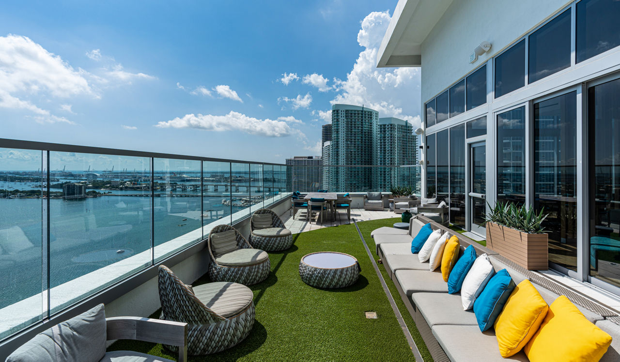 The Watermarc at Biscayne Bay - Miami, FL - Sky Club