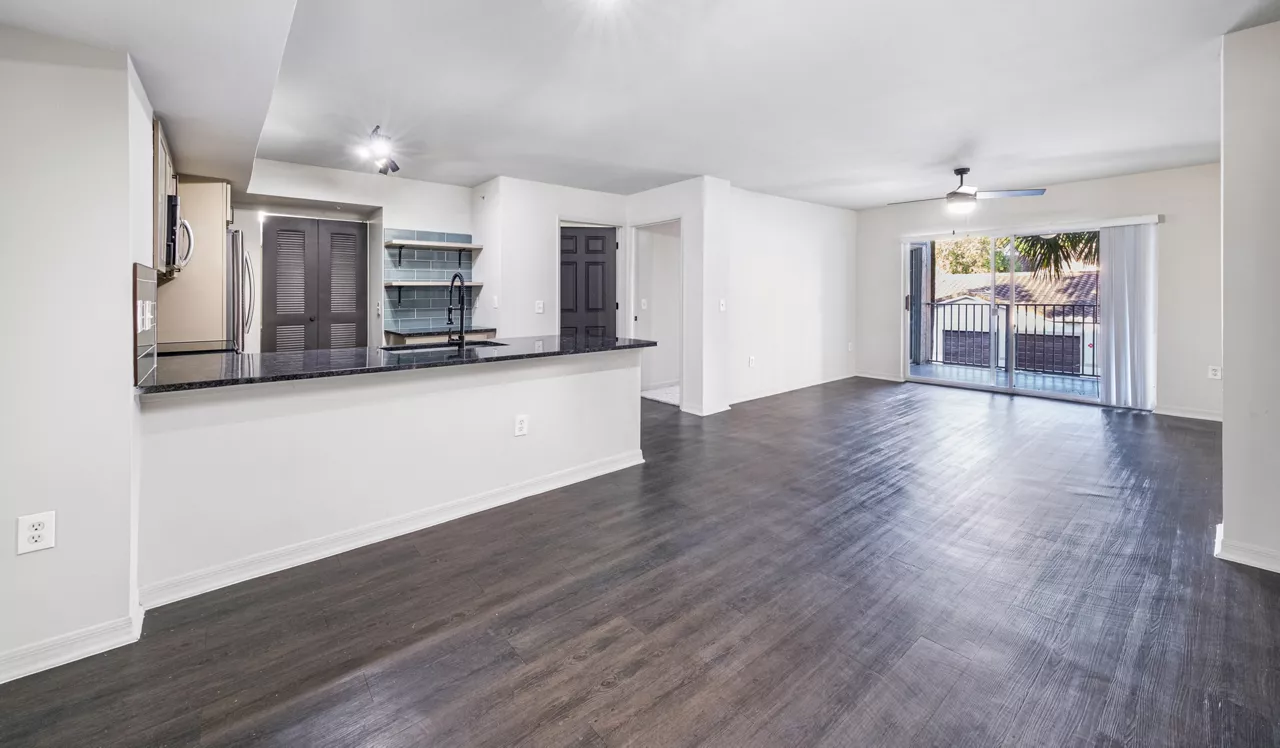 West Boynton - Boynton Beach, FL - Living Room