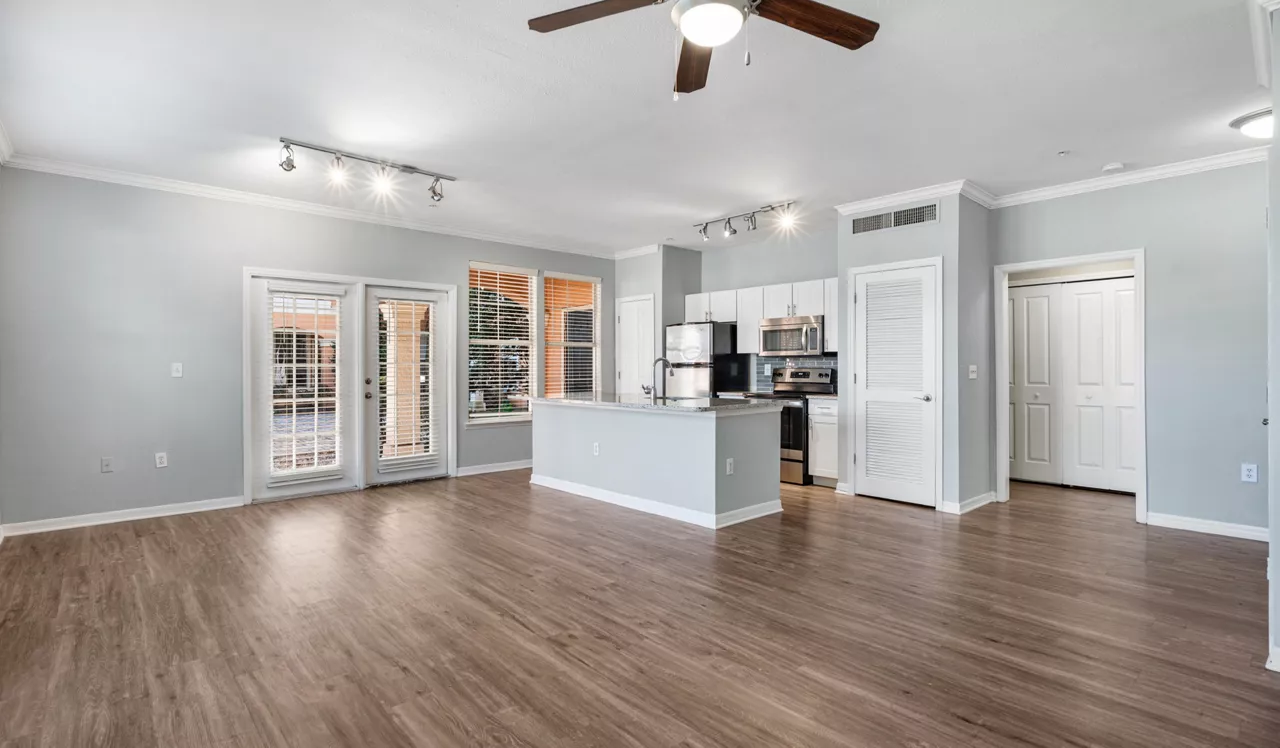 2054 Riverside - Jacksonville, FL - Kitchen