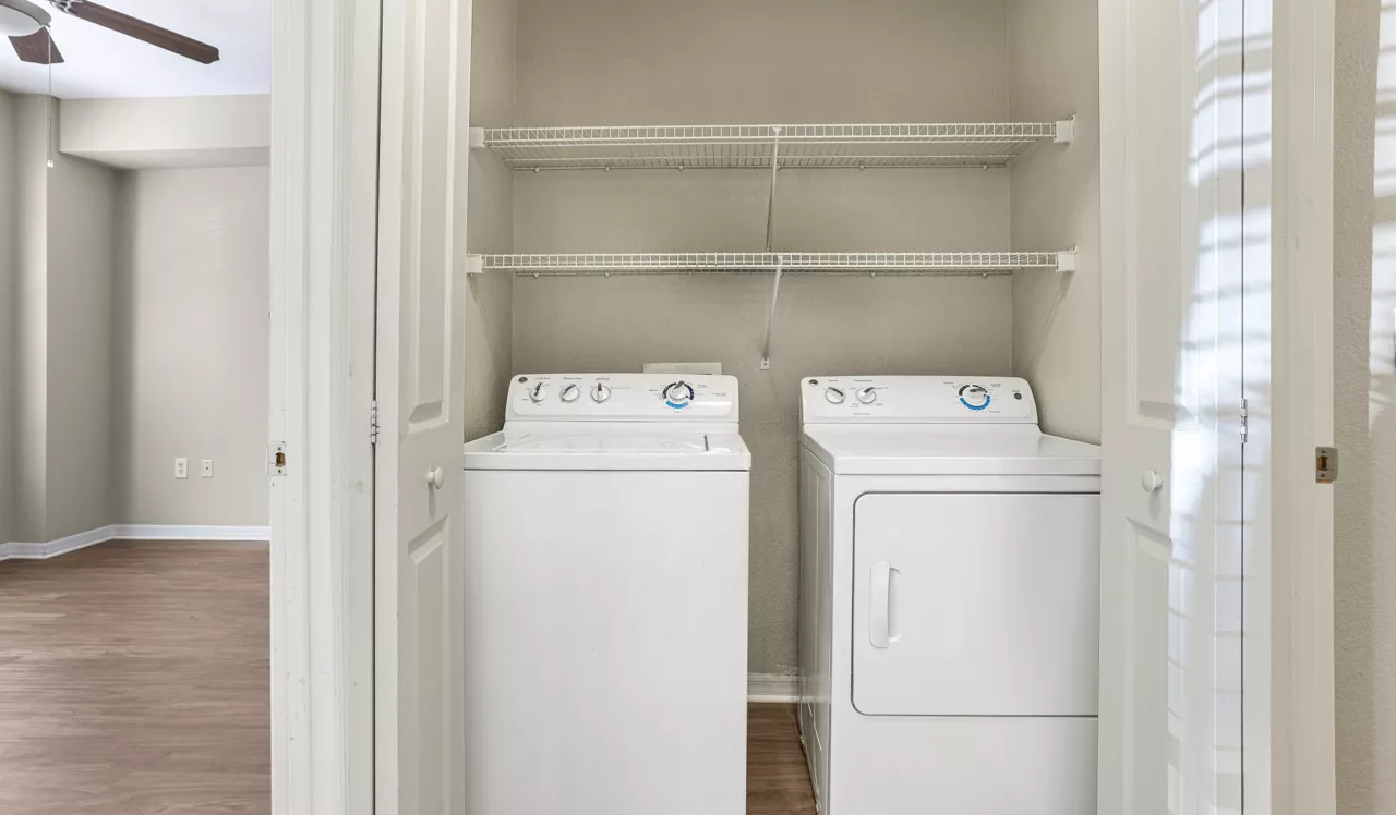 2054 Riverside - Jacksonville, FL - In-unit Washer and Dryer