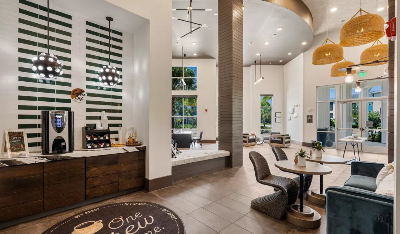 Cue Apartments in Jacksonville, FL - Lobby