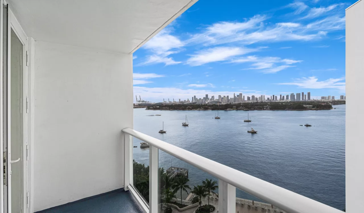 Southgate Towers - Miami, FL - Balcony
