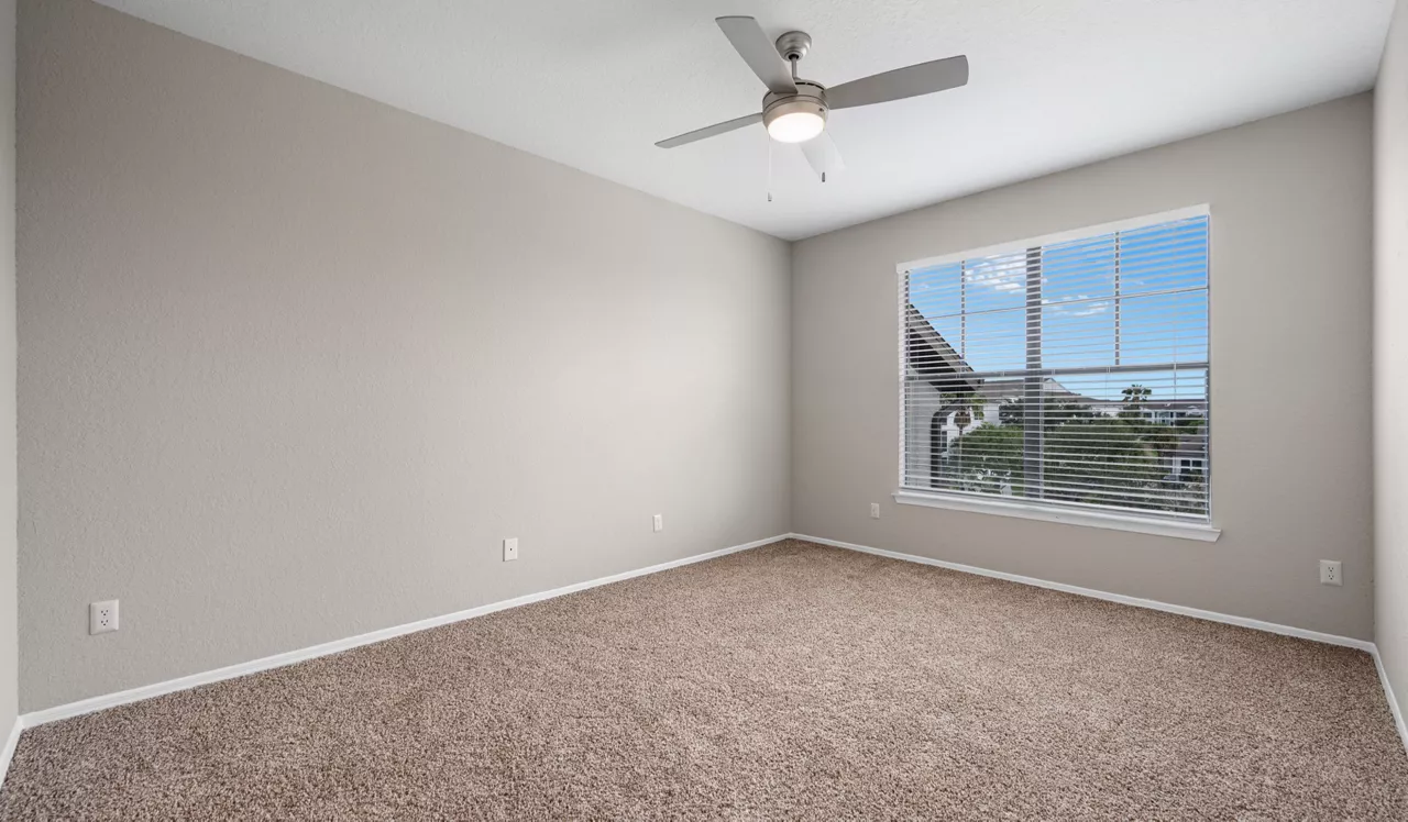 Verandahs of Brighton Bay - St. Petersburg, FL - Bedroom