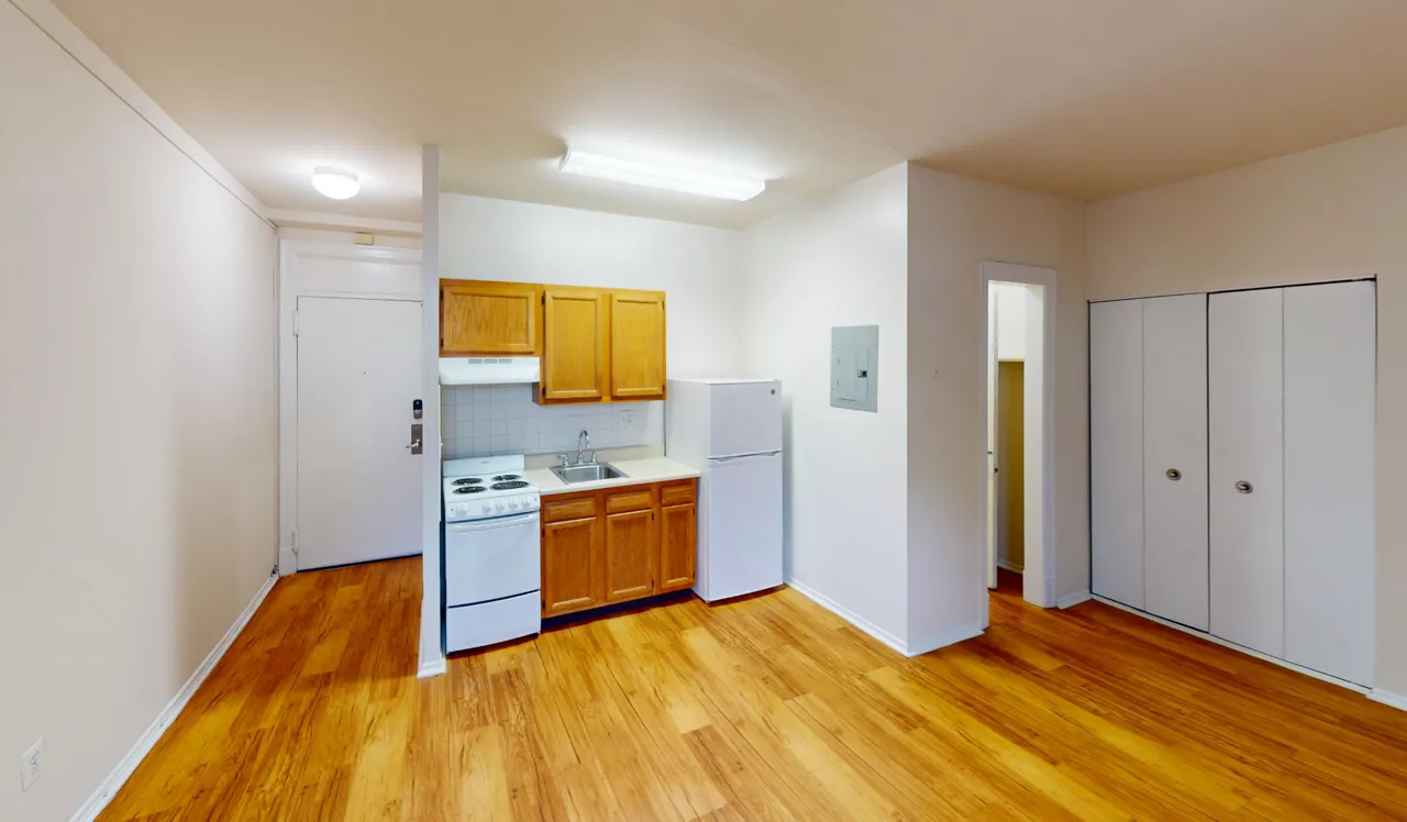 Chestnut Hall - Philadelphia, PA - Living area